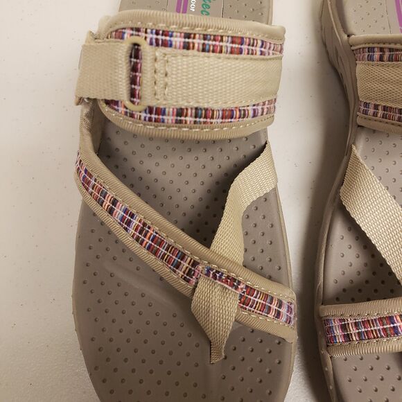 Skechers Women's Sandals Outdoor Lifestyle Size 9 Strappy Tan Slip On Flip Flop - Picture 8 of 9